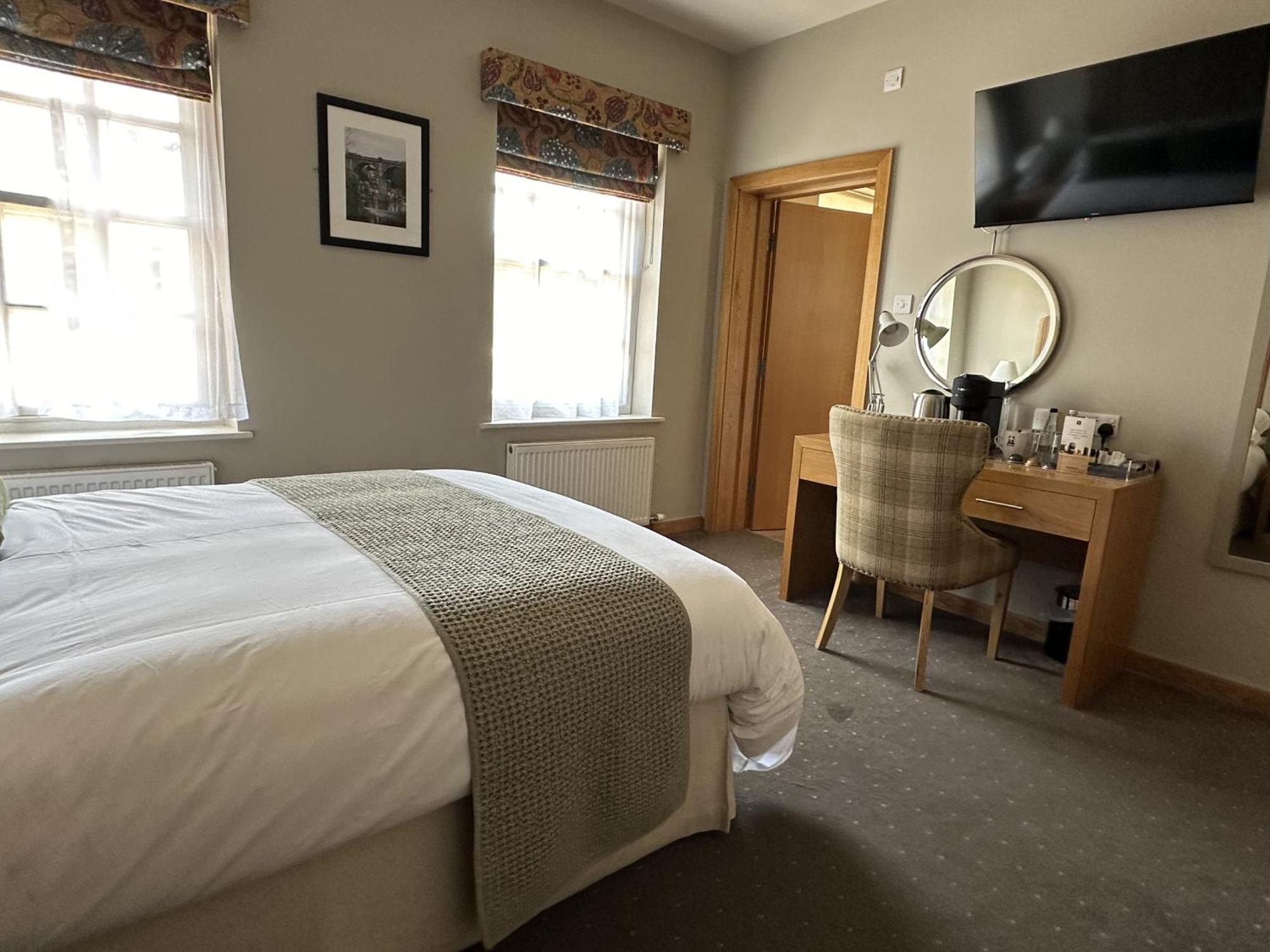 The Mitre Inn Knaresborough Ngoại thất bức ảnh