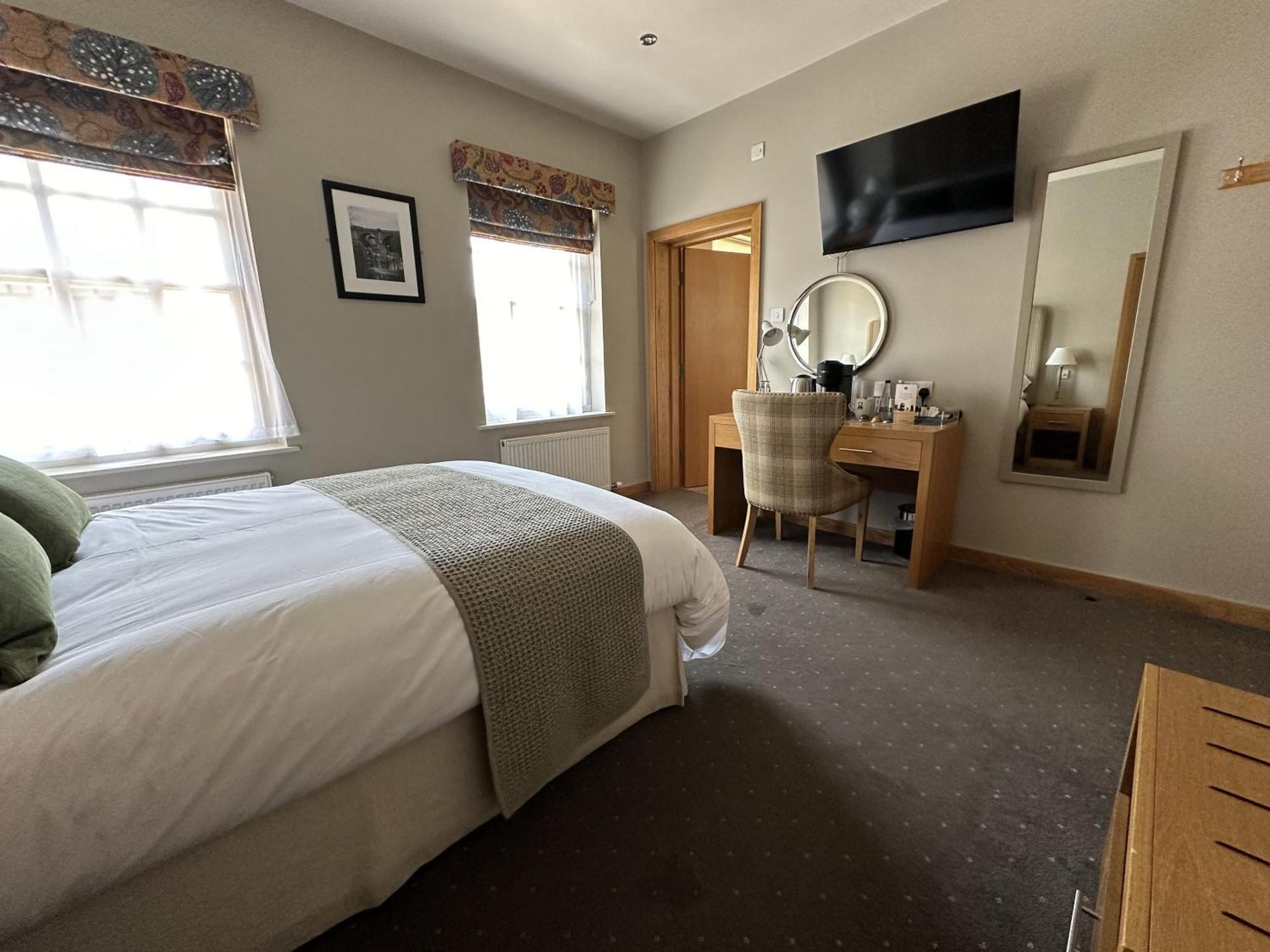 The Mitre Inn Knaresborough Ngoại thất bức ảnh
