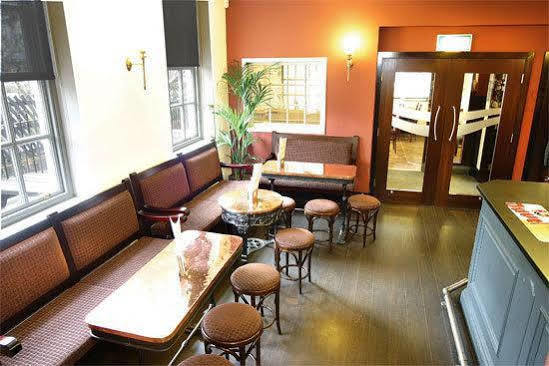 The Mitre Inn Knaresborough Ngoại thất bức ảnh