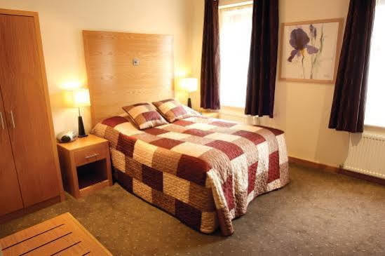 The Mitre Inn Knaresborough Ngoại thất bức ảnh
